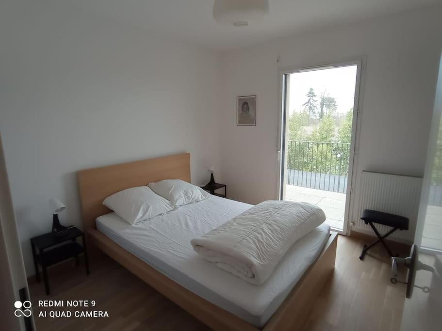 Superbe Appartement Avec Balcon Filant Cenon Luaran gambar